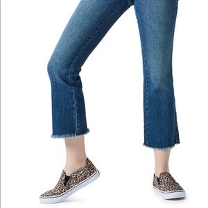 VANS ASHER WOMANS SIZE 8 CHEETAH PRINT NEW